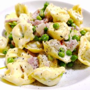 Tortellini panna e prosciutto